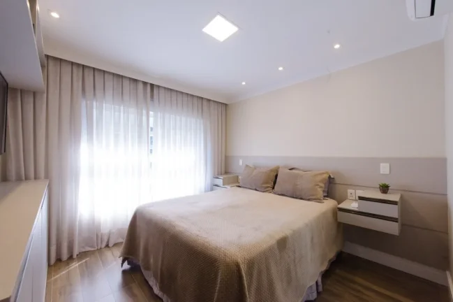 Imagem Apartamento Alto da Lapa - 120M², 3 Dorms, 3 Suítes, 3 Vagas Demarcadas, Face Norte, Piscina, Mobiliado, Playground, Churrasqueira, Closet, Depósito.