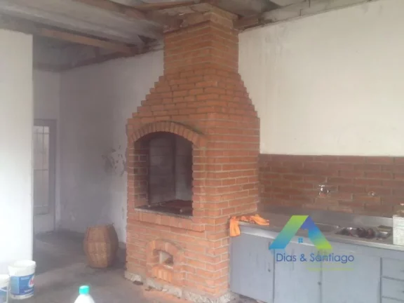 Imagem Casa Padrão sobrado 4 dormitórios, 2 vagas área Gourmet com Piscina com excelente localização.