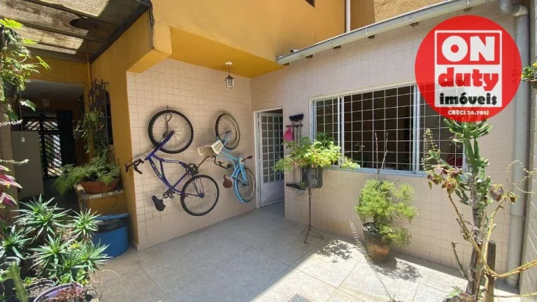 Imagem Sobrado com 3 dormitórios à venda, 200 m² por R$ 1.500.000,00 - Boqueirão - Santos/SP