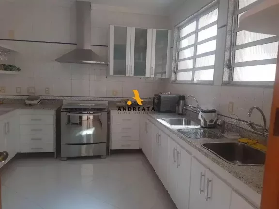 Imagem Vendo casa condomínio Rio Mar - Av. das Américas Barra da Tijuca - Espetacular residência - com suítes, piscina e churrasqueira - R$5.650.000