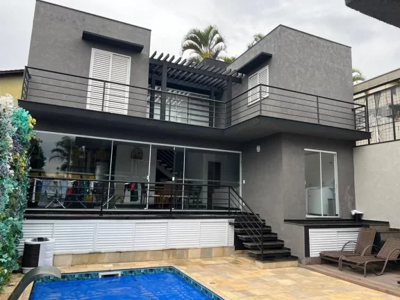 Imagem Sobrado com 5 dormitórios à venda, 215 m² por R$ 2.500.000,00 - Vila Oliveira - Mogi das Cruzes/SP