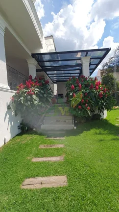 Imagem Mansão de Luxo no Condomínio Flamboyant: Exclusividade e Sofisticação em At