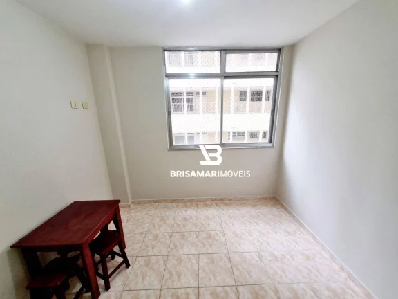 Imagem PITANGUEIRAS- UMA QUADRA DA PRAIA , LOCALIZAÇÃO ESPETACULAR , 1 DORMITÓRIO.
