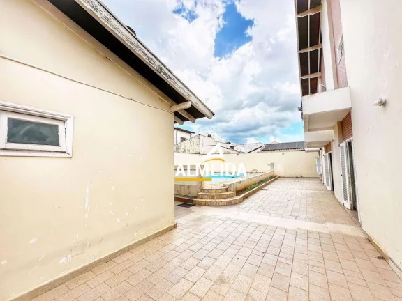 Imagem Casa com 5 dormitórios à venda, 426 m² por R$ 980.000,00 - Parque Universitário - Rio Claro/SP