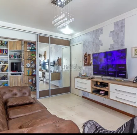 Imagem Apartamento com 3 suítes à venda no Centro de Balneário Camboriú/SC