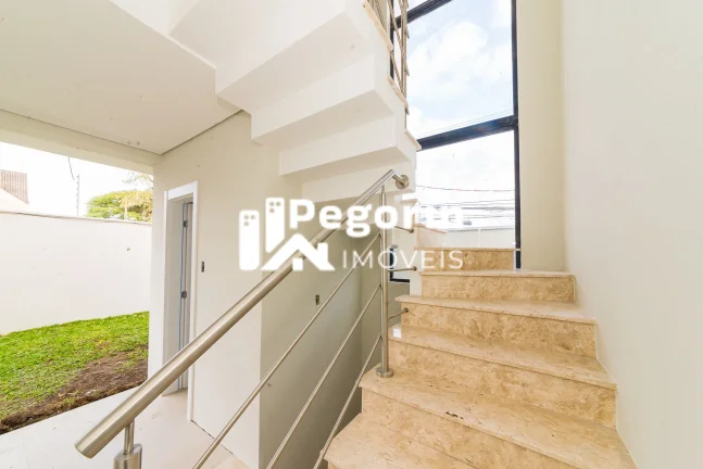 Imagem Casa Triplex 03 quartos todos com suíte