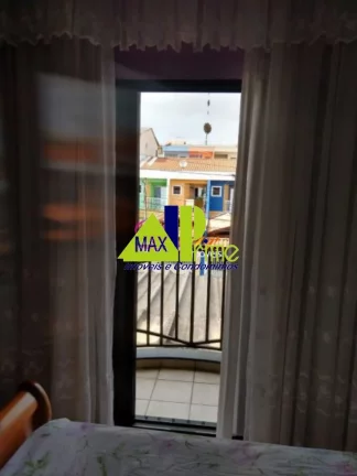 Imagem Imperdível oportunidade: Casa à venda em São Paulo-SP na Vila Nhocune, com 3 quartos, 1 suíte, 4 banheiros e 2 vagas de garagem!