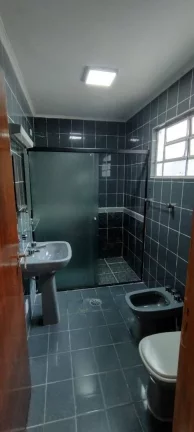 Imagem Casa com 3 dormitórios para alugar, 157 m² por R$ 2.920,00/mês - Vila Leopoldina - Santo André/SP