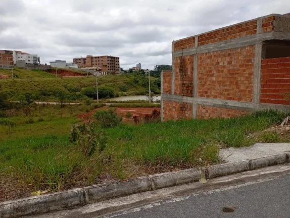 Imagem Lote à Venda no Residencial Imperial - Barbacena!