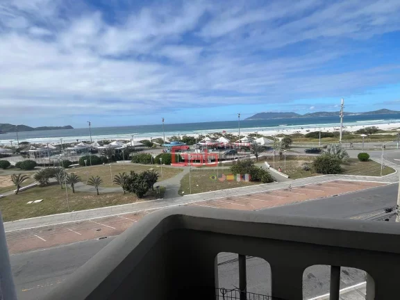 Imagem Apartamento com 3 dormitórios à venda, 105 m² por R$ 1.220.000,00 - Praia do Forte - Cabo Frio/RJ