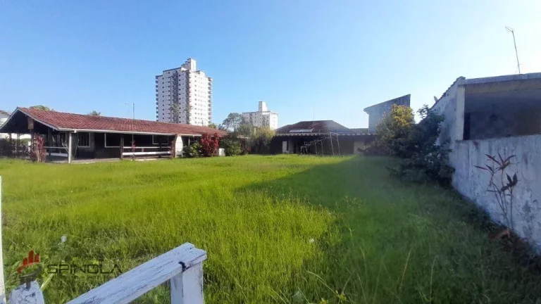 Imagem Terreno à venda, 1096 m² por R$ 2.600.000,00 - Solemar - Praia Grande/SP