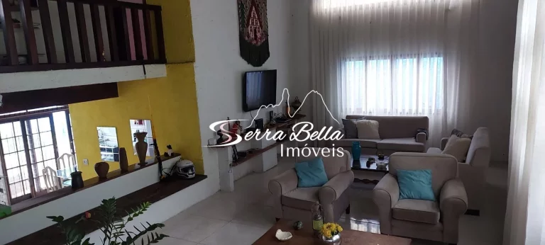 Imagem Casa com 3 dormitórios à venda, 250 m² por R$ 1.020.000 - Parque do Ingá - Teresópolis/RJ