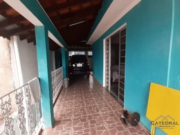 Imagem Casa com 4 quartos e 3 vagas em bairro bem localizado em Jundiaí/SP
