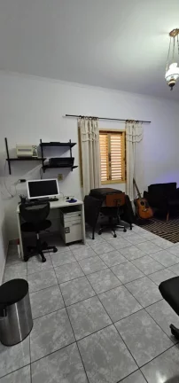 Imagem Residência Aconchegante em Boituva: Uma Oportunidade Única de Moradia!