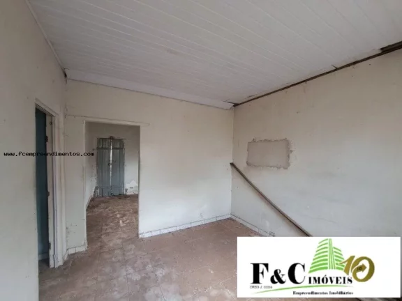 Imagem Casa para Venda em Limeira, Vila Queiroz, 3 dormitórios, 2 banheiros, 4 vagas