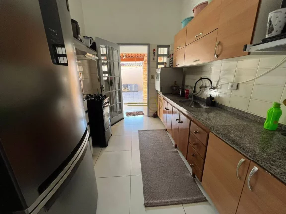 Imagem Casa à venda no Cidade Nova – 4 dorms, quintal e churrasqueira