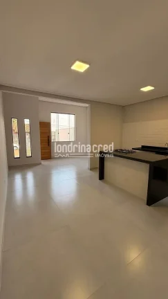 Imagem Casa geminada nova na Zona Norte de Londrina com 3 dormitórios (1 suíte), sala aconchegante, cozinha funcional e excelente localização próxima a comércios