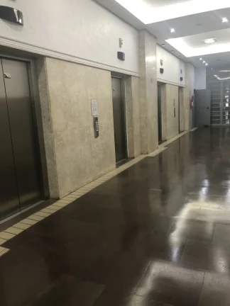 Imagem Sala à venda no bairro Centro Histórico - Porto Alegre/RS