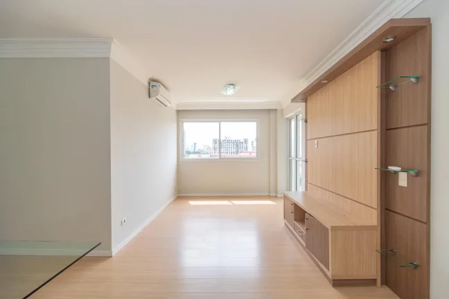 Imagem Apartamento de 2 quartos no bairro Rebouças
