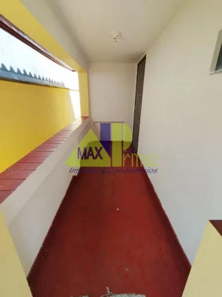 Imagem CASA TÉRREA 02 DORMITÓRIOS/QUINTAL/01VAGA