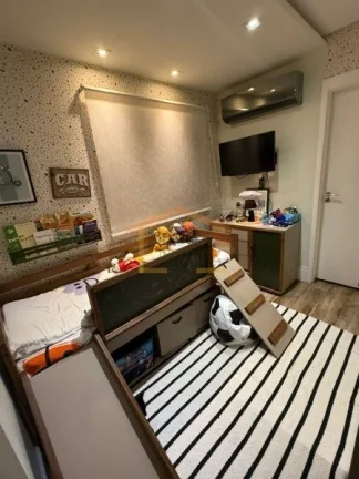 Imagem PORTEIRA FECHADA!!!
Apartamento alto padrão, hall social privativo, 3 dormitórios, sendo 3 suítes...