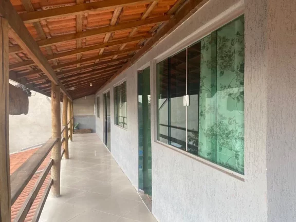 Imagem Rancho no Condomínio Pontal do Lago em Delfinópolis (MG)