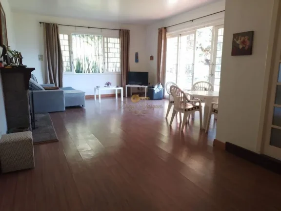 Imagem Casa para Venda em Teresópolis / RJ no bairro Golfe