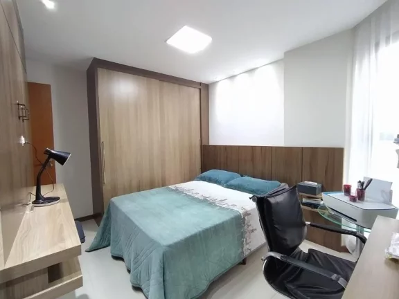 Imagem Excelente Apartamento de Frente para o Mar na Praia do Morro composto por 4 dormitório sendo 3 suítes, com 2 vagas de garagem.