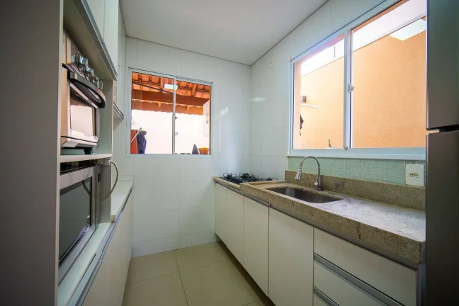 Imagem Casa com 2 quartos à venda, 68 m² por R$ 479.000 - Cotia/SP