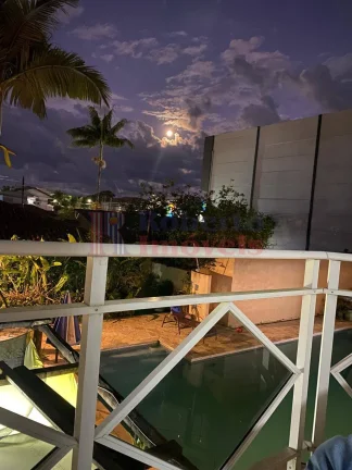 Imagem Casa de Locação Temporada com Piscina e Quiosque com Área Gourmet