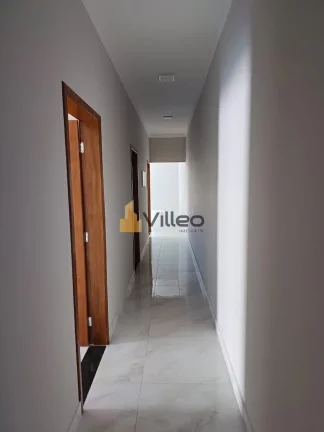 Imagem Descubra o prazer de morar em uma casa sofisticada e bem planejada no Condomínio Le France, localiz...