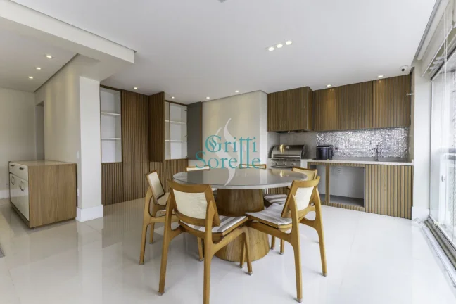 Imagem Apartamento à Venda em Vila Nova Conceição - São Paulo/SP.