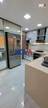 Imagem Descubra a sofisticação e o conforto neste apartamento de alto padrão, situado na deslumbrante or...