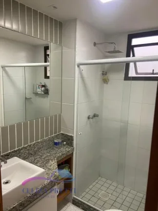 Imagem APARTAMENTO EM ITAPARICA COM 3Q SENDO 1 SUITE, GUARDA ROUPAS EMBUTIDO EM TODOS OS QUARTOS.