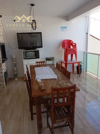 Imagem Imperdível oportunidade de adquirir sua casa dos sonhos em Pontal do Paraná-PR, Balneário Praia de Shangrilá! 3 quartos, 1 suíte, 2 salas, 2 vagas de garagem, 300,00 m² de área.