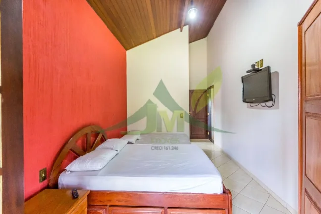 Imagem Chácara em Condomínio à Venda Localizada no bairro Canedos em Piracaia