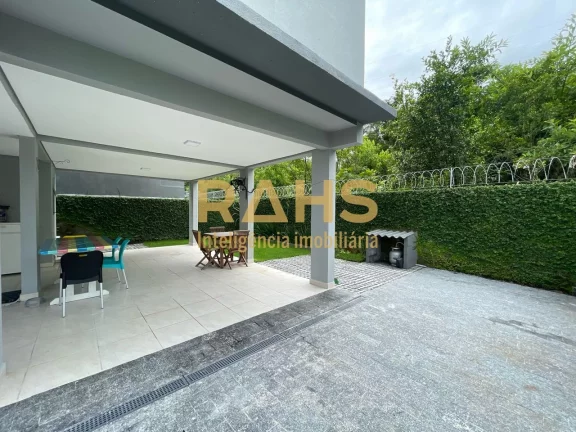 Imagem Excelente Casa em Condomínio Fechado à Venda no Bairro Vila Nova em Joinville. Casa de alto padrã...