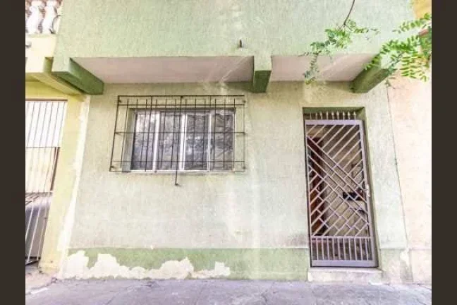 Imagem Sobrado com 3 Quartos e Quintal em Mooca – Zona Leste de São Paulo

Belíssimo sobrado de aproxim...