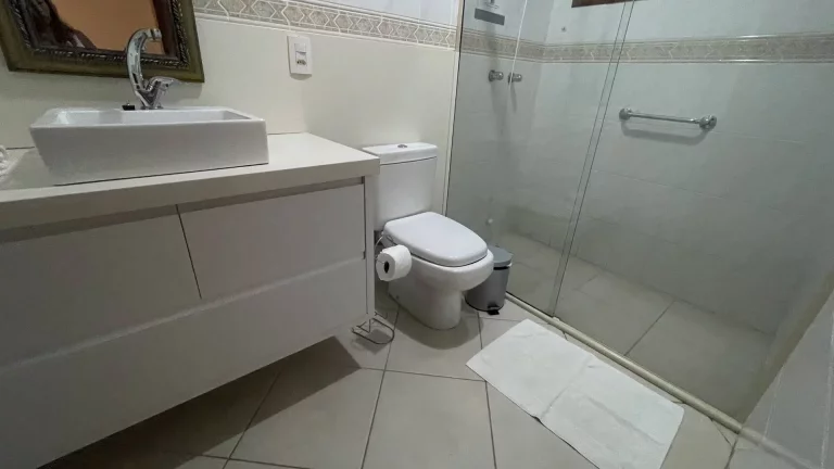 Imagem Casa com 6 Quartos para Temporada em Jurerê Internacional