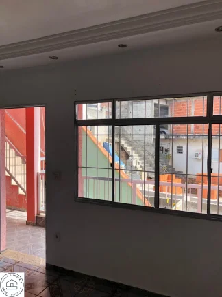 Imagem Imóvel para renda, contendo 04 casas no terreno, Localizado em Caieiras Bairro Vila dos pinheiros.