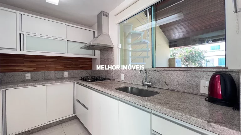 Imagem Casa a venda no Condomínio Ariribá em Balneário Camboriú