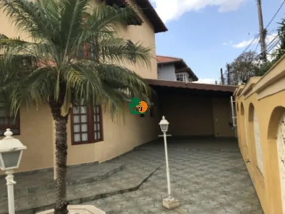 Imagem Casa para Venda em São Roque, Jardim Flórida, 5 dormitórios, 1 suíte, 2 banheiros, 6 vagas