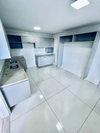 Imagem Apartamento pronto para morar, 3 dormitórios à venda por R$ 1.950.000,00 - Edifício KARLOVY VARY - Jóquei - Teresina/PI