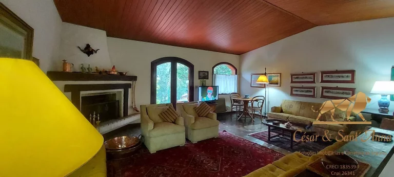 Imagem Casa a venda, com 5 dormitórios e 260m² em Campos do Jordão/SP