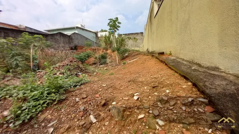 Imagem Terreno à Venda com 300m² - Jardim do Lago - Jundiaí/SP