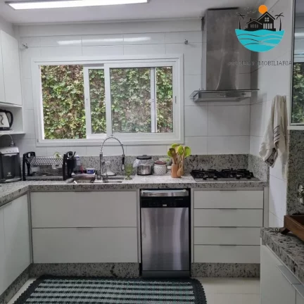 Imagem Aluguel de Casa em Juquehy para Temporada com, 4 dormitórios, 2 suítes, 60m da praia - Acomodação máx. 8 pessoas | Juquehy Imobiliária
