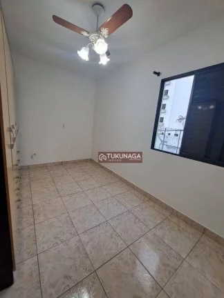 Imagem Sobrado com 3 dormitórios para alugar, 165 m² por R$ 5.385,00/mês - Vila Galvão - Guarulhos/SP