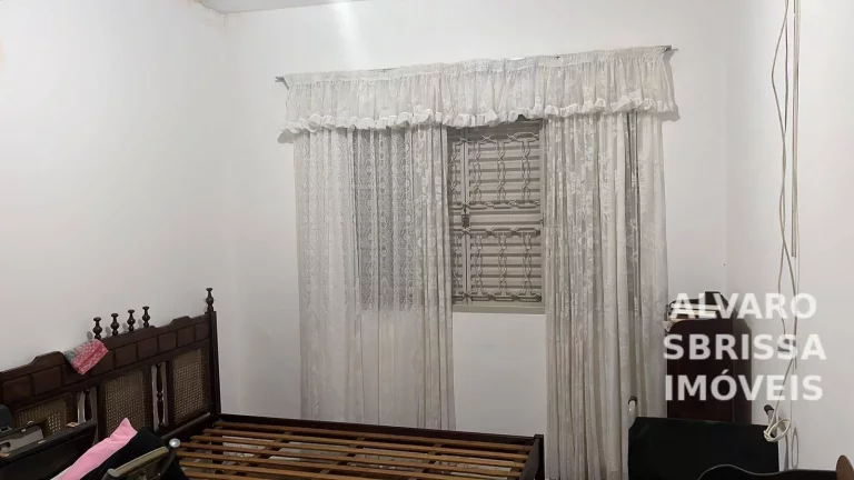 Imagem Casa ampla com 453 m2 para uso comercial ou residencial á venda com 3 dormitórios no B Brasil região nobre da cidade de Itu SP