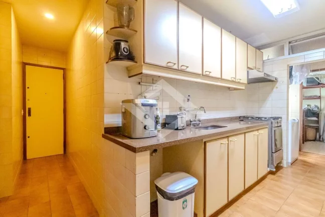 Imagem Excelente oportunidade em Botafogo: Apartamento de 3 Quartos