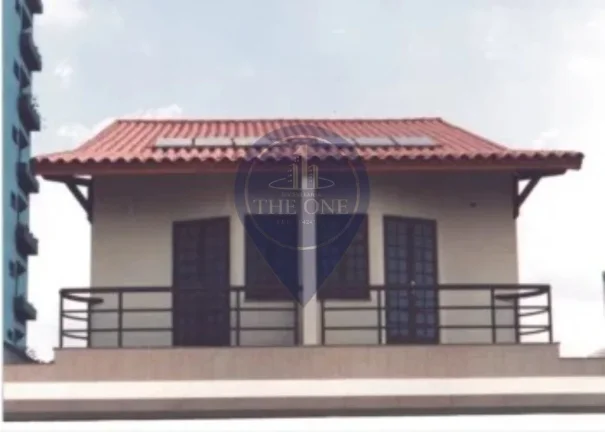 Imagem Imperdível casa à venda em São Paulo-SP, Vila Moinho Velho: 3 quartos, 3 suítes, 1 sala, 5 banheiros, 4 vagas de garagem, 210m²!